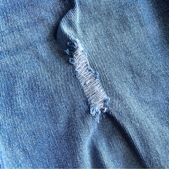 hollister • ripped high rise dad jeans - Picture 11 of 15